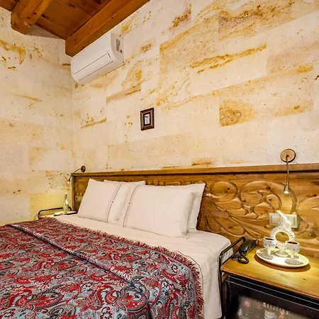 Sara Cave Cappadocia * גורמה
