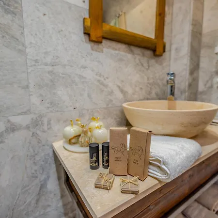 Sara Cave Cappadocia Szálloda Göreme