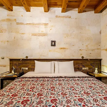 מלון Sara Cave Cappadocia