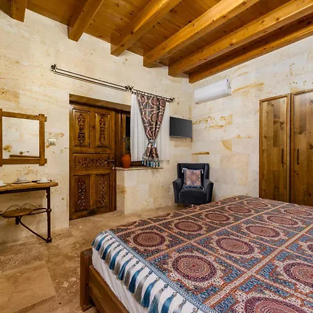 Sara Cave Cappadocia מלון *