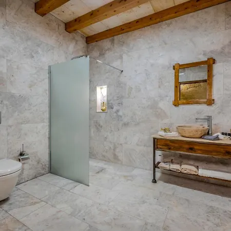 Sara Cave Cappadocia Szálloda *