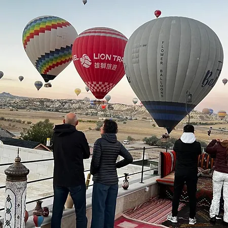 Sara Cave Cappadocia מלון