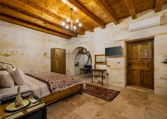 Sara Cave Cappadocia