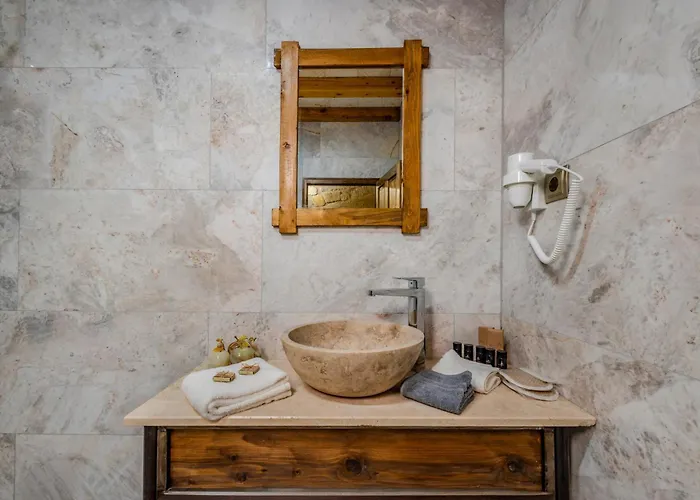 Sara Cave Cappadocia *